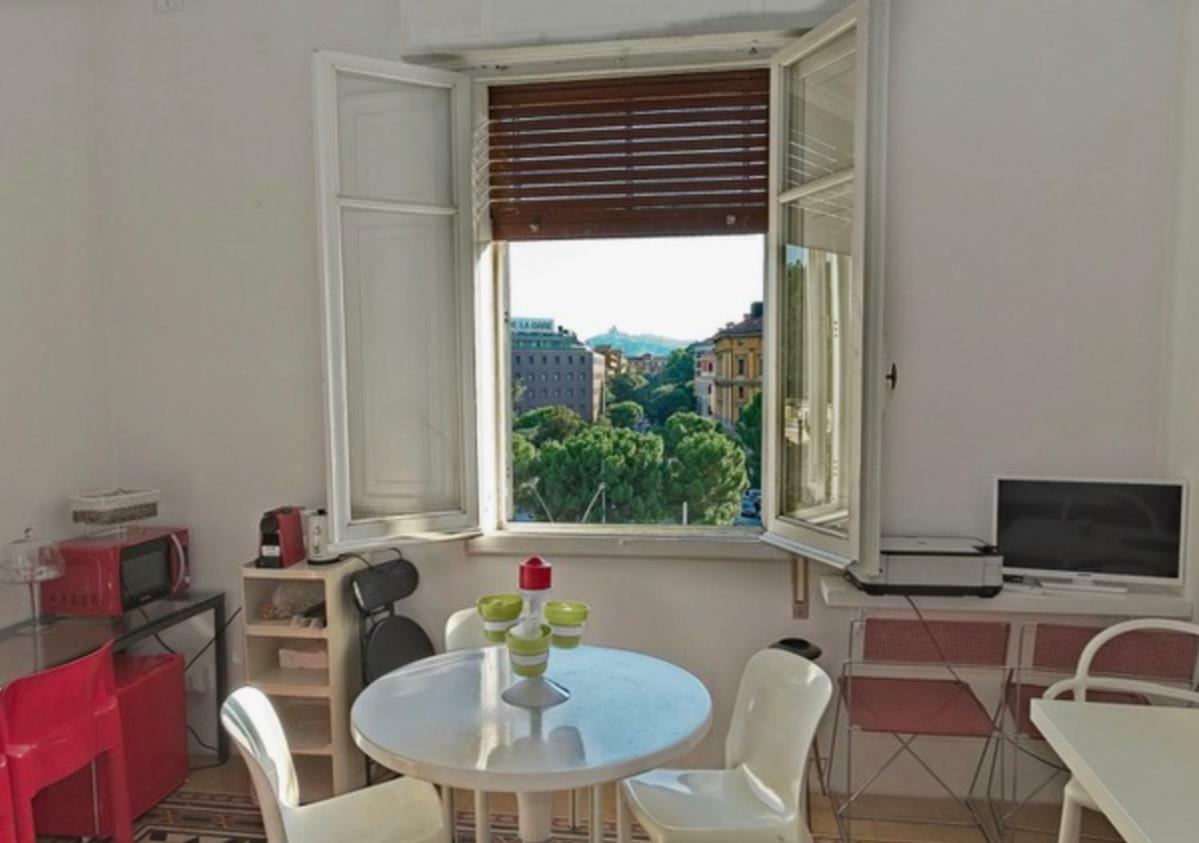 Domus Dotta Hotel Bologna Bagian luar foto