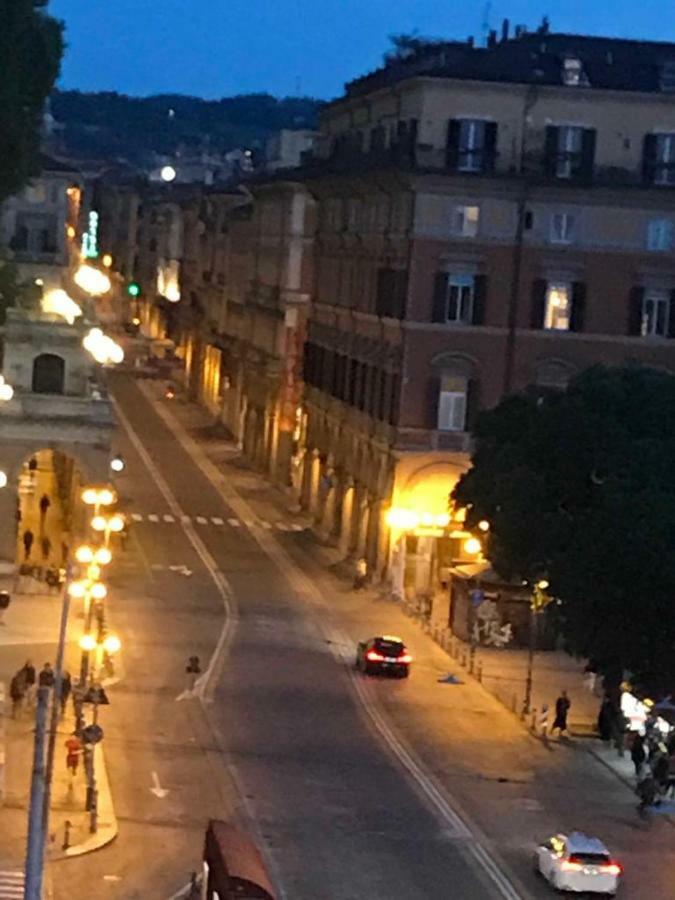 Domus Dotta Hotel Bologna Bagian luar foto
