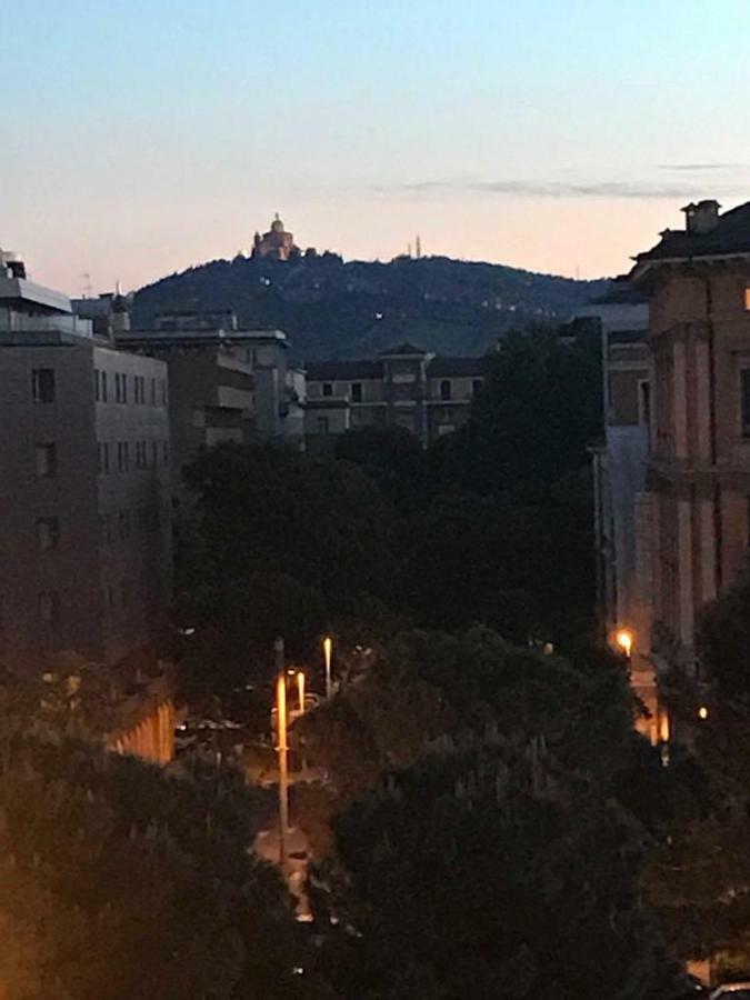 Domus Dotta Hotel Bologna Bagian luar foto